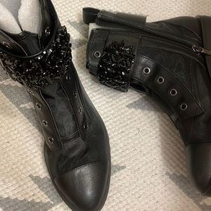 Karl Lagerfeld Paris Pippa mesh boot